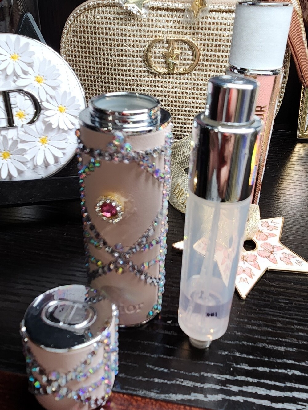 Dior Embellished Atomizer - Picture 7 of 15